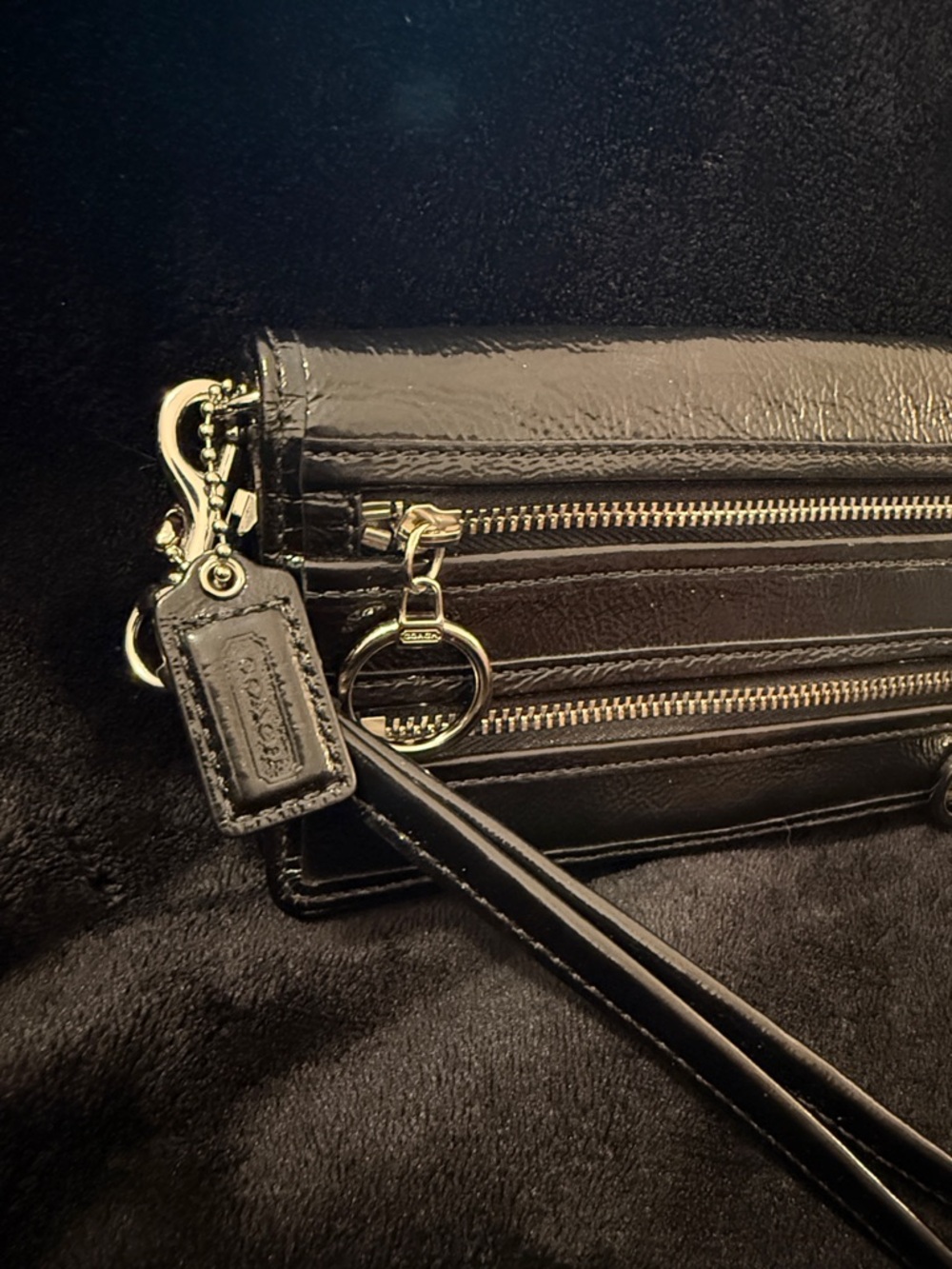 Coach Black Leather Wristlet Clutch with Zip Pocket Accents - Picture 3 of 11